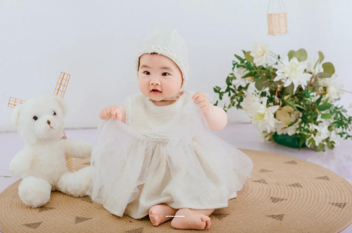 招远孕妇几个月开始显怀